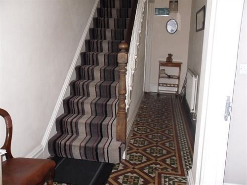 Alpine Guest House Middlesbrough Bagian luar foto